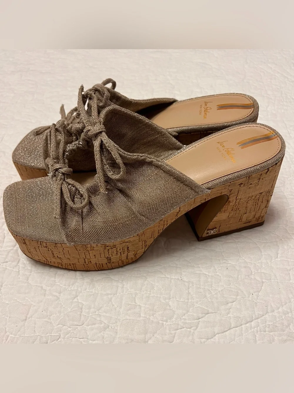 Sam Edelman gold / tan dove platform wedge sandals size 7.5 cork & fabric made